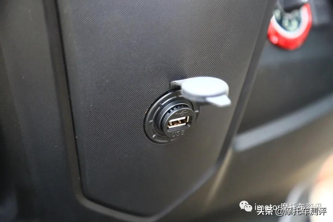 国内首款混动踏板迎来升级┃14990/18990元,大阳发布V锐2.0新车