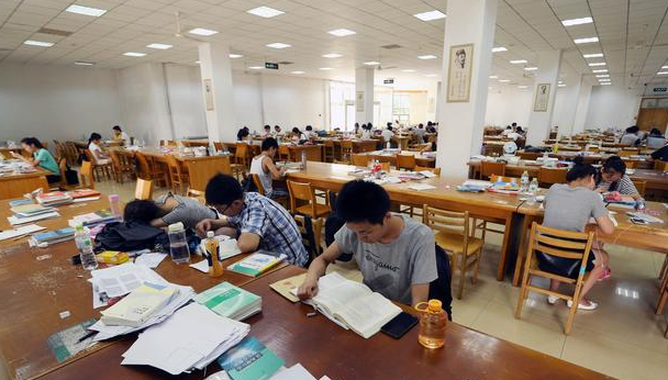 学生读研需要花多少钱？算完这笔账后才知道，花费数额不小