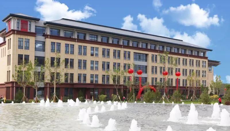 “太榆同城”还有多久，看看周日下午“太榆路”的送娃大军