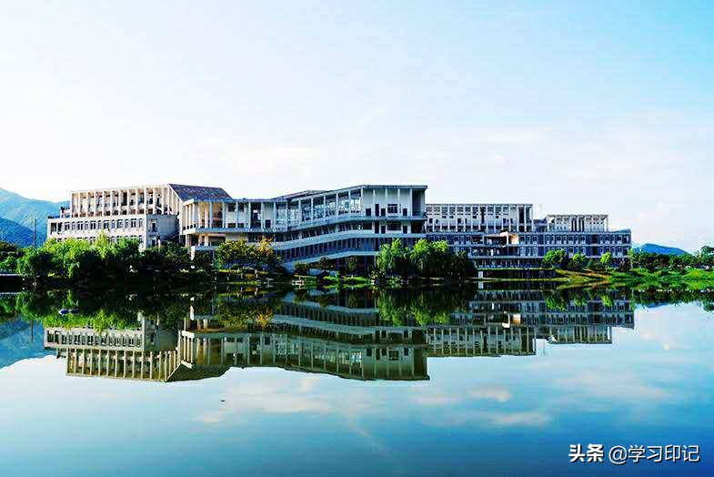 高考500分左右的考生，可以选择这6所大学，性价比很高