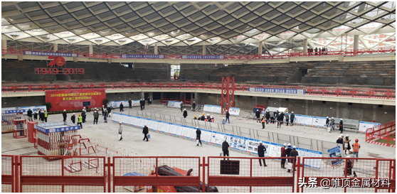 高颜值的金属屋面——榆林职业技术学院体育馆