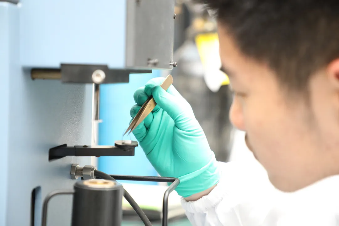 竺奖、十佳双料得主！他用对化学的热忱书写不凡人生