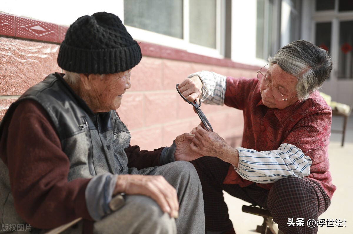 穿越时空，当孔子的插班生，与古圣先贤对话，一起读《论语故事》