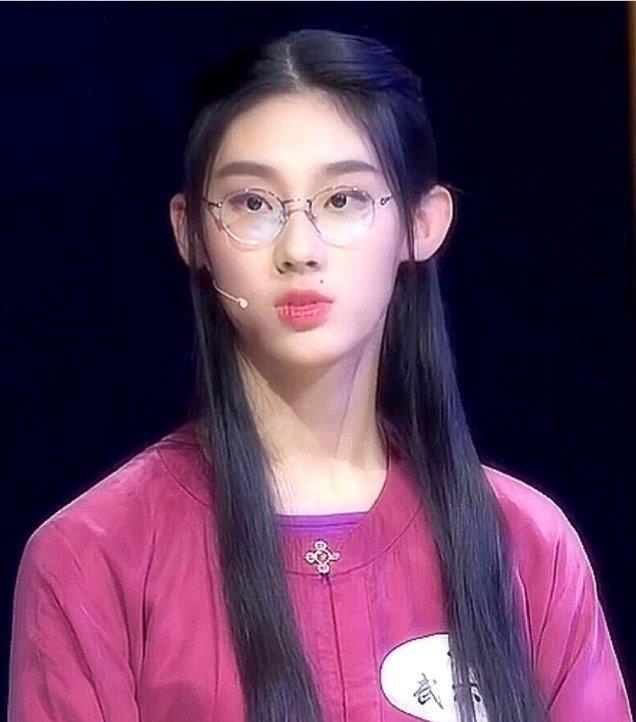 上海高考704分美女状元，从学渣逆袭成学霸，得益于2习惯考入清华