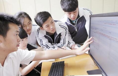 为何高考成绩都是在晚上公布？看似不人性化，其实都是为考生好