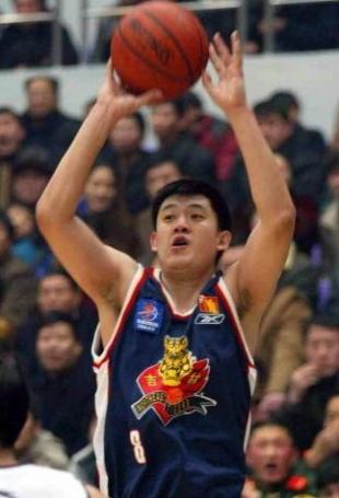 孙军为什么没去nba(单场70分，虎王孙军，中国历史上最出色的小前锋之一)