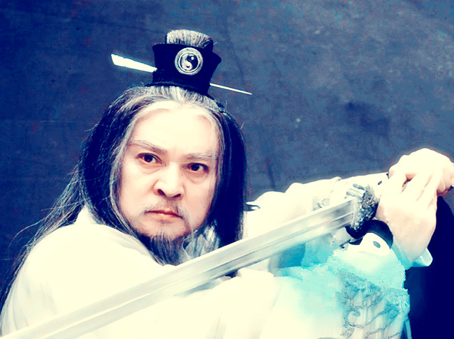 白眉大侠威震江湖，其武艺 prowess 超越三手真人！