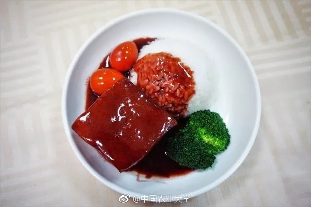 这5所“双一流”大学，用美食征服师生，学生：4年时间真吃过瘾了