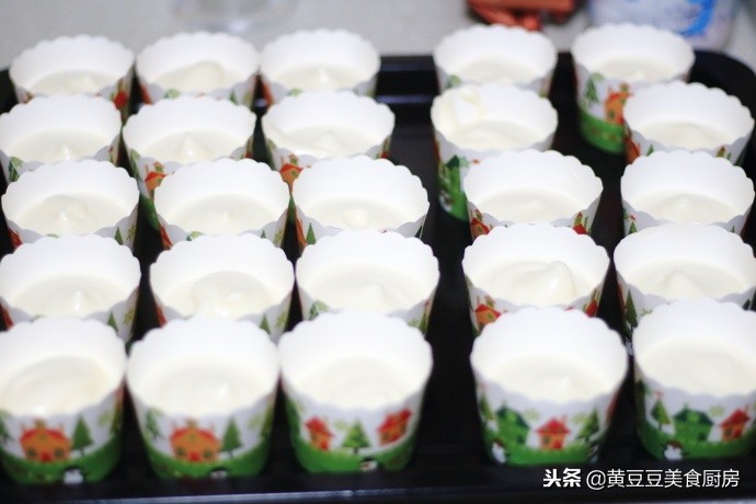 圣誕奶油蛋糕,圣誕奶油蛋糕圖片
