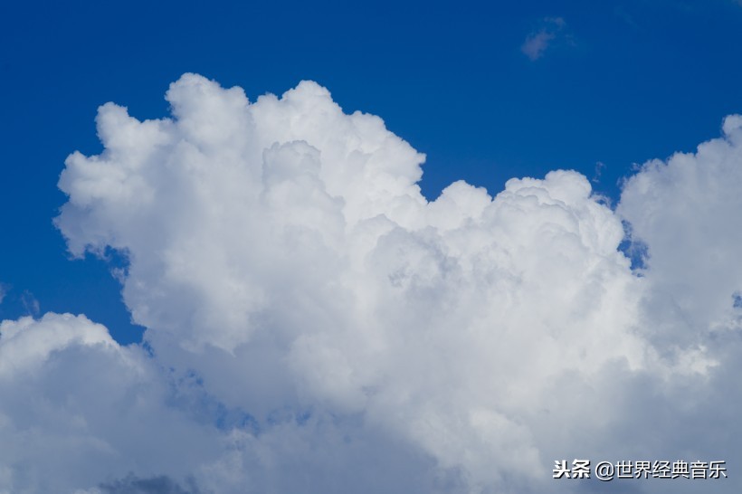 25首百听不厌的经典老歌，在寒冷的冬天温暖着你我的心！