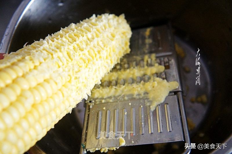 救命！玉米这样做也太好吃了吧！香味扑鼻，出锅就被抢光