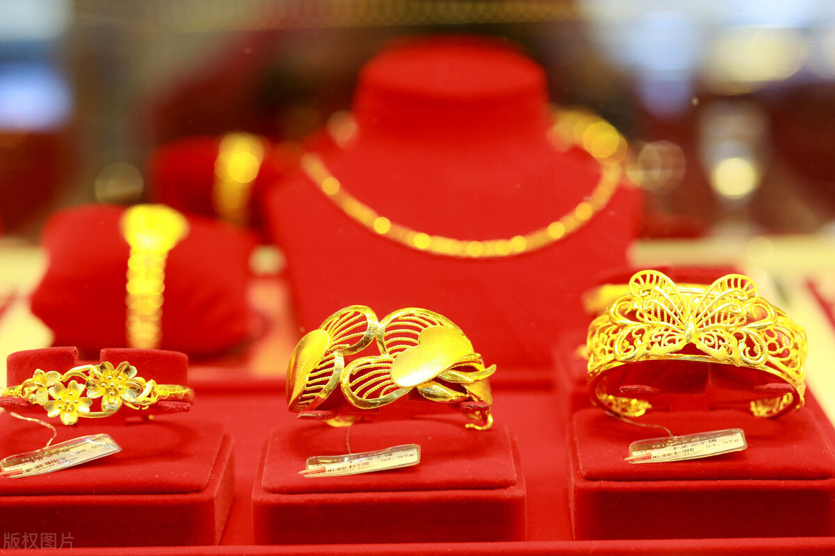 “中国黄金”这个品牌的足金为什么能比别的黄金品牌便宜很多？