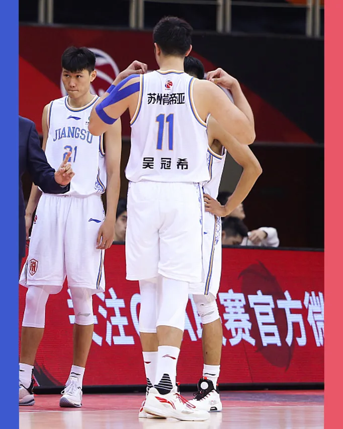 郭艾伦为什么cba穿aj(CBA球鞋面面观｜郭艾伦的AJ35首秀竟不穿自己的PE色)