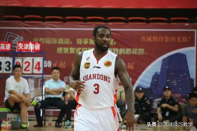 cba为什么不可以打nba(NBA的球星不一定适合CBA，当年的NBA球星，如今连CBA都不要了)