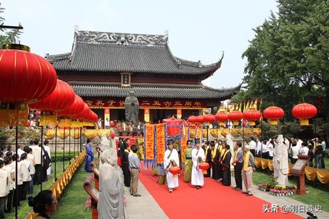 “死者为大，入土为安”-------浅谈中国的丧葬制度和礼仪