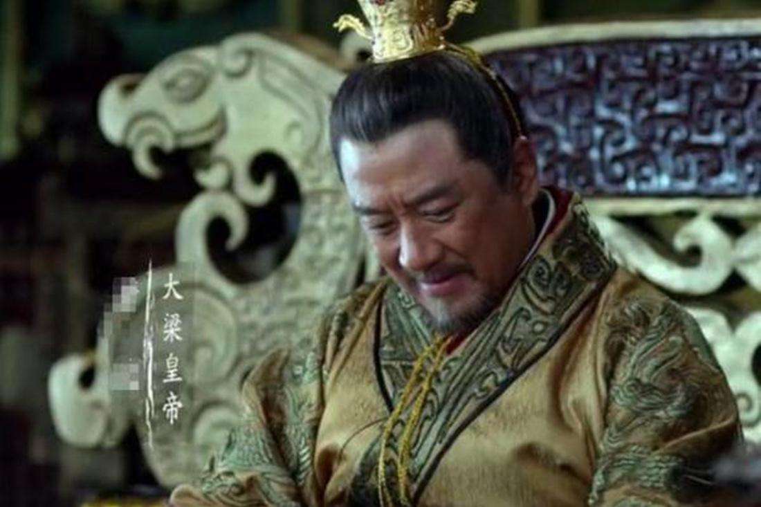 他是萧梁皇子，却自认前朝皇帝遗腹子，叛逃敌国，遗骨被盗回萧梁