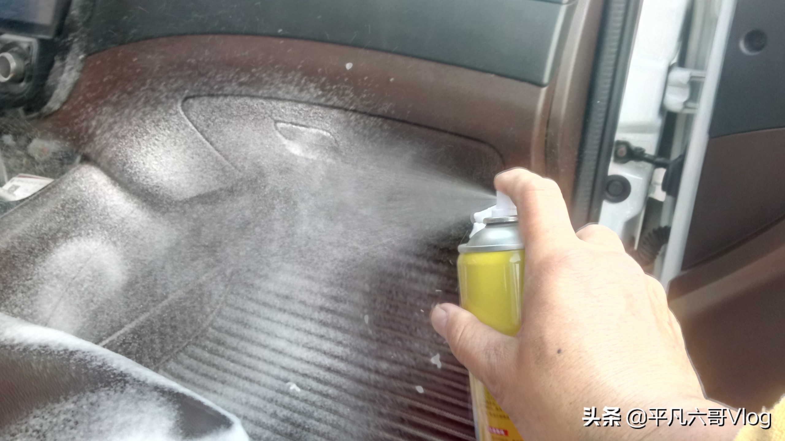 自己的爱车如何清洗才省钱？看看我的操作，你就明白了
