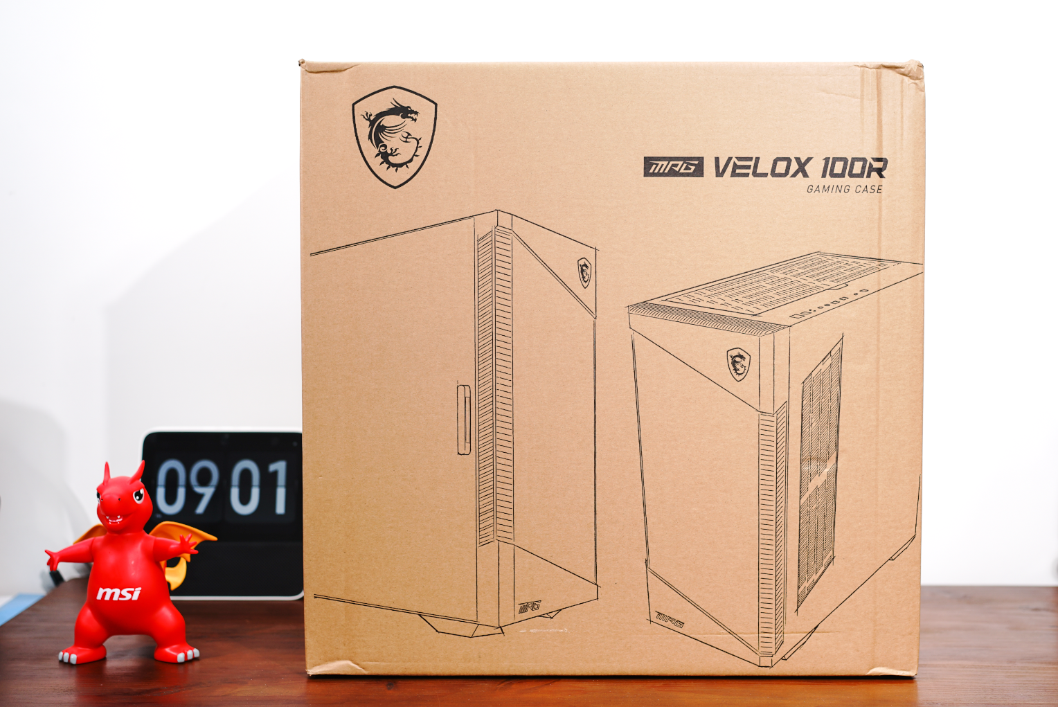 微星VELOX 100R首发装机体验：龙盾加持，一步到位的RGB电竞机箱