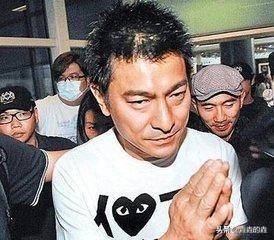艺人典范刘德华，2000年真的被黑势力留在东北出不来吗？