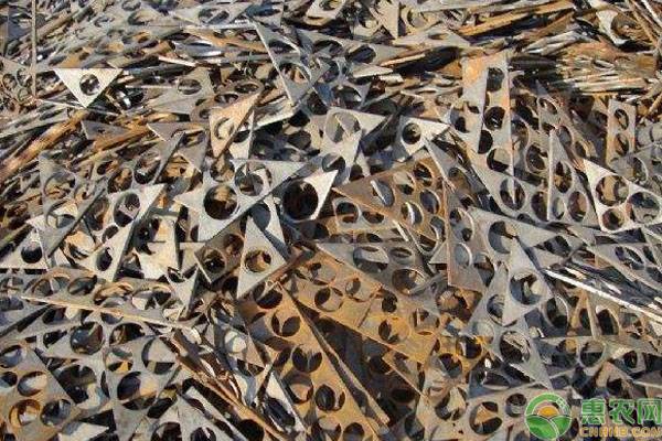 「废铁废钢」回收废铁多少钱一斤（废铁最新回收价格及行情趋势详解）