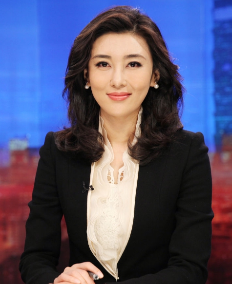 央視10大美女主持人，個(gè)個(gè)才貌雙全，董卿知性，海霞端莊