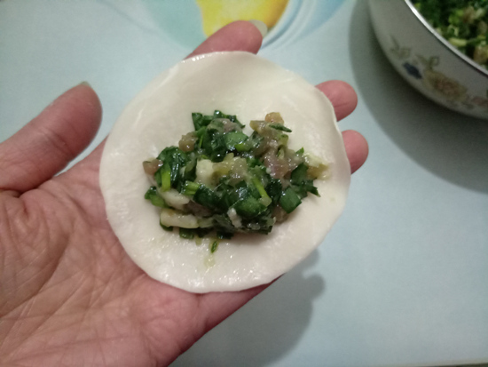 不管是包饺子还是包馄饨，牢记如何拌肉馅这诀窍，保证好吃又不腻