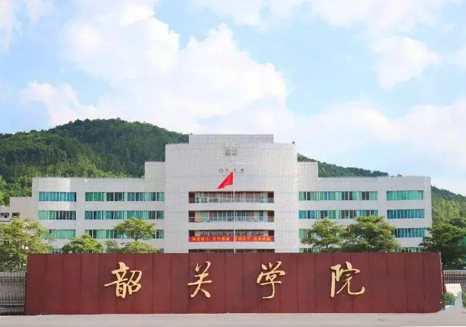 广州南洋理工职院开五十余场“大型网友见面会”，只为遇见你