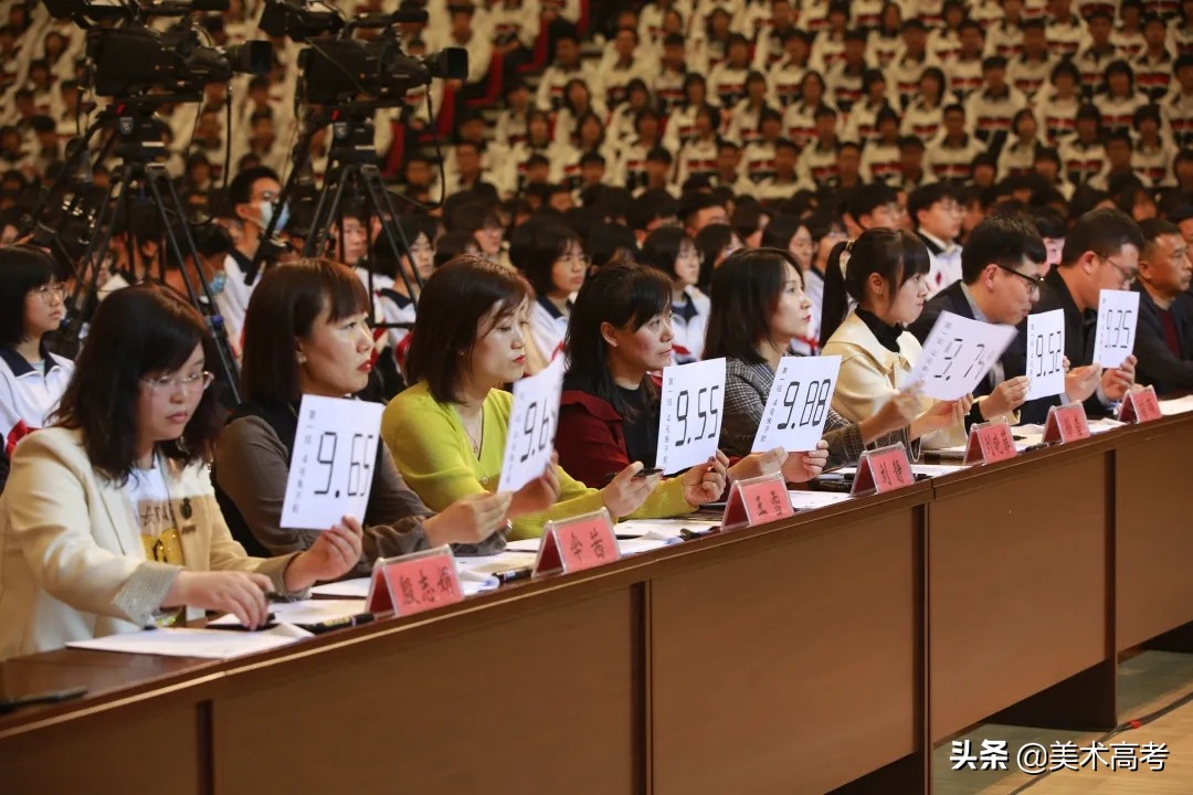 大洼高中2021年春季英语大赛“以赛促学”精彩纷呈