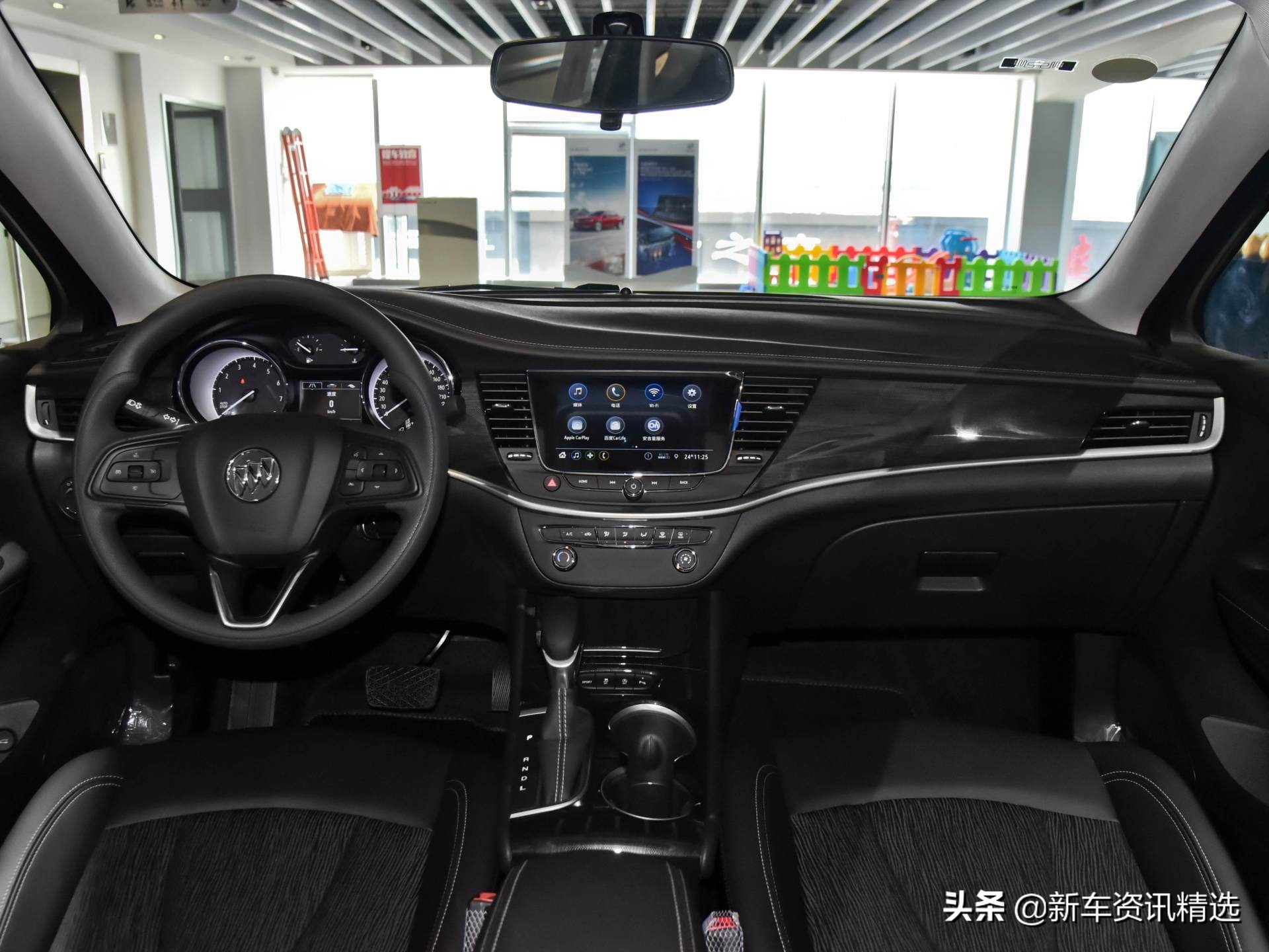 高性价的合资品牌紧凑型车，空间够用还是自动挡，一起看别克威朗