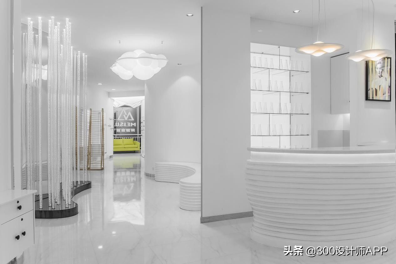 徐年迪作品：极简白理发店，260㎡装修60万，空荡荡却很高级