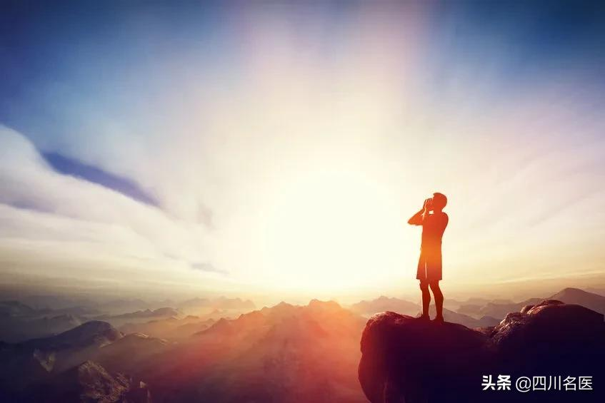 成都48岁女子每天上吐下泻，久治不好…没想到病因在这儿