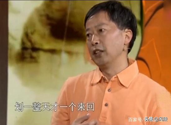 看似普通的玉镯，专家拿起一敲：罕见，估价50000000元