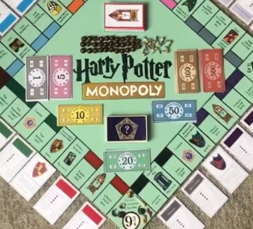 哈利波特被妹子改成手工版大富翁，数万网友眼红到喊话官方出同款