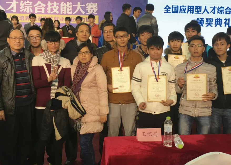 本科、专科过省线稳录取，欢迎填报广州科技职业技术大学