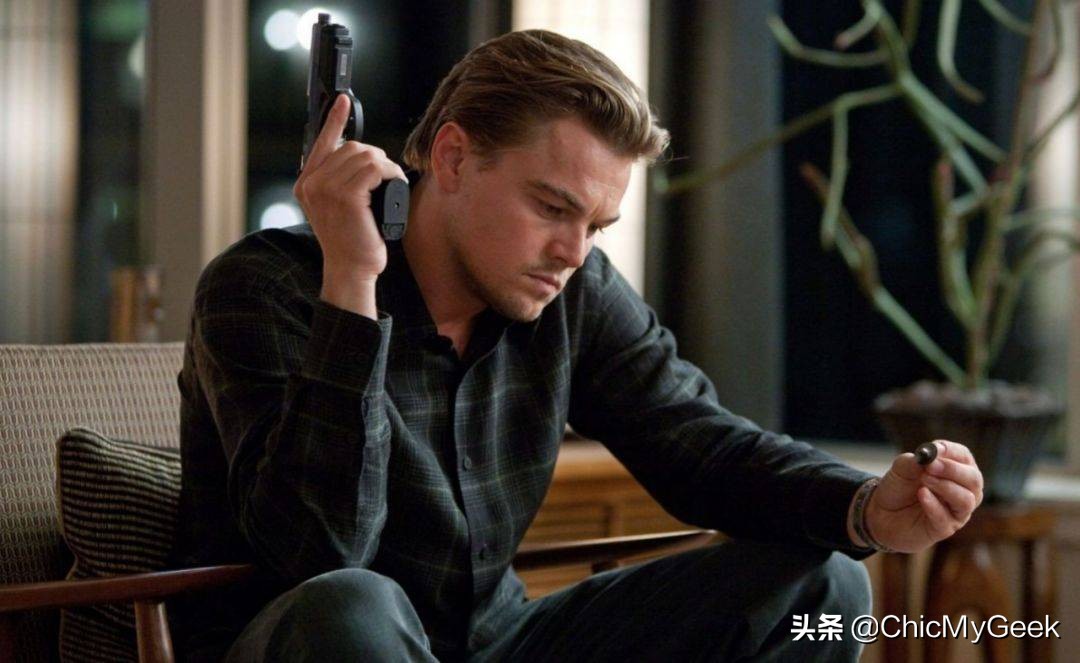 2010年《盗梦空间》是科幻电影中无可取代的极致作品,当时导演和编剧