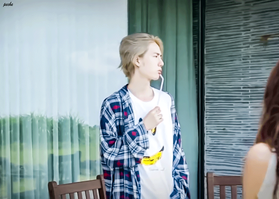 王一博主演的《私立蜀山学园》在腾讯视频预约上线，期待魔族王子