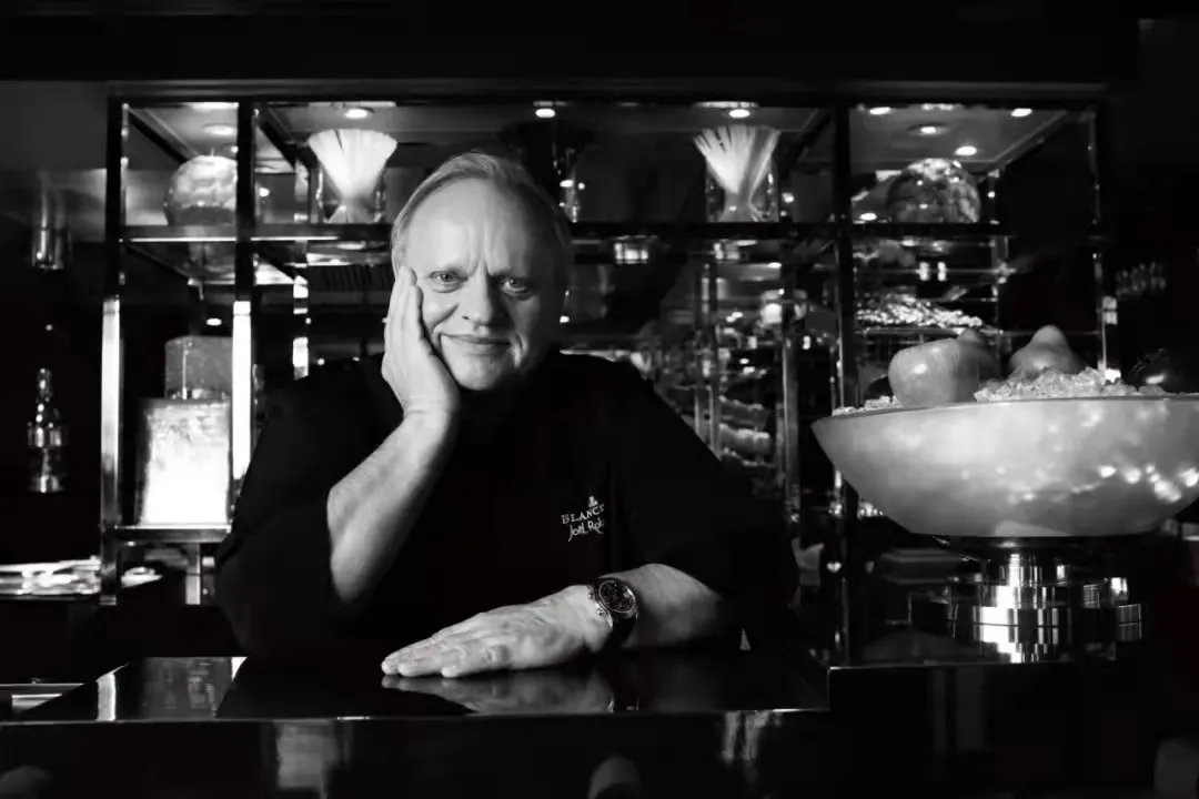 假期第四天，我们聊点好吃的 | 品牌新事