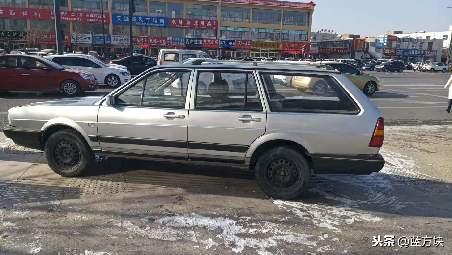 桑旅:也就是桑塔纳旅行车,通常人们都叫它"桑旅".