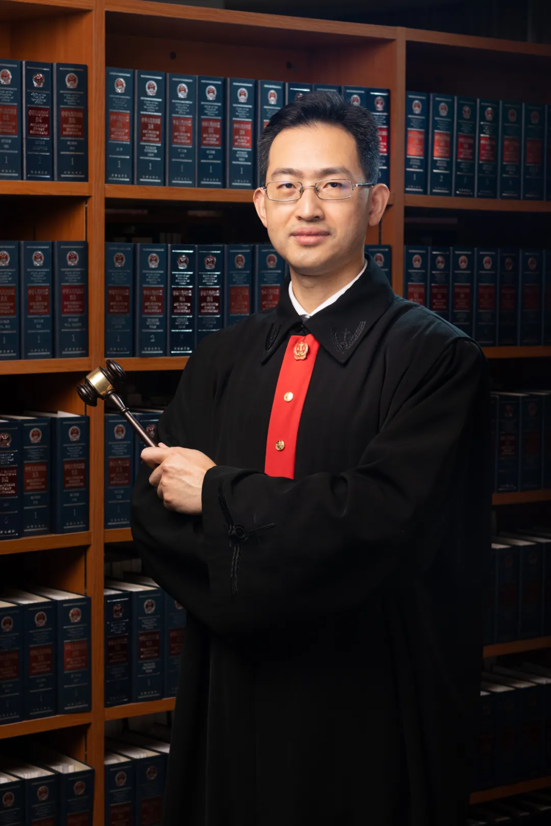 上海法院榜样人物 | 余剑：无私无惧、敢为人先