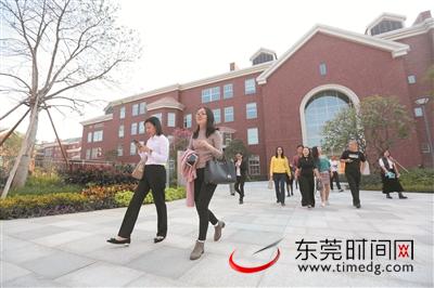 跟着东莞时报实探清澜山学校：就像童话世界 在这里学习太幸福了