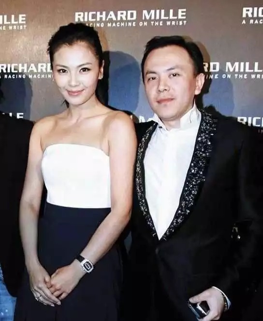 "国民贤妻"刘涛:嫁富豪王珂闪变"负"婆,替夫还债重回巅峰