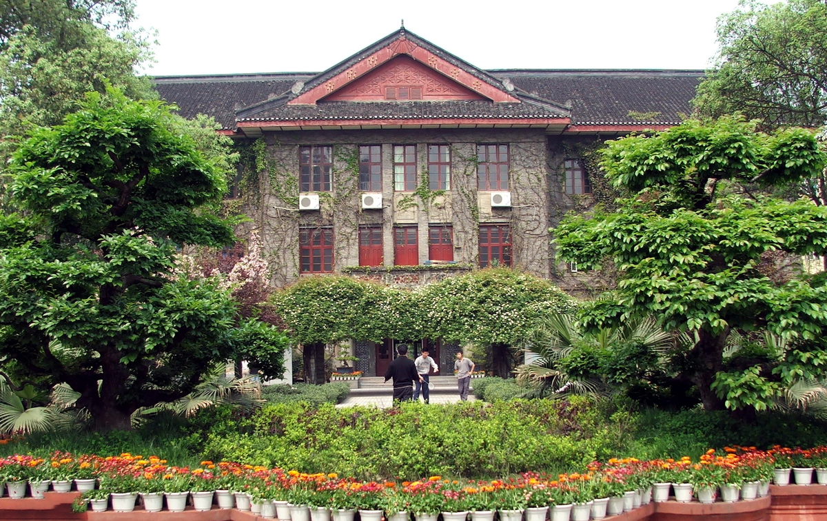 川大附中2017高考喜报（四川成都六所好高中）