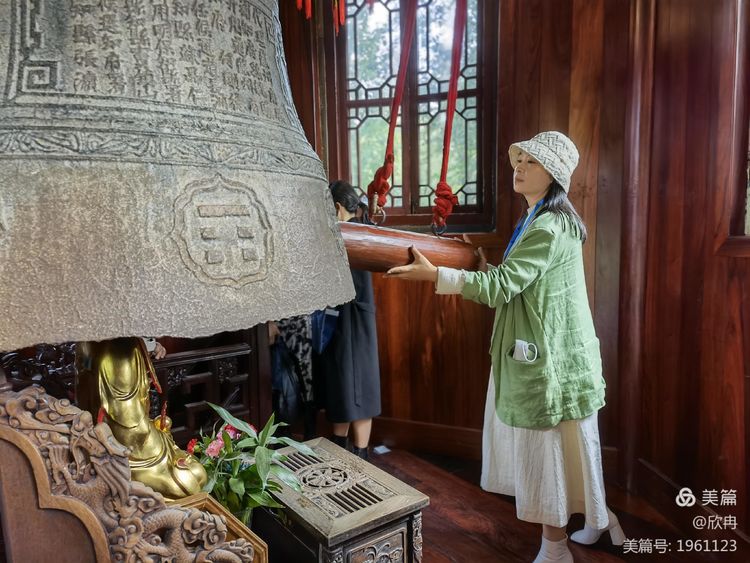 桂雨秋来，我轻轻的走进了姑苏