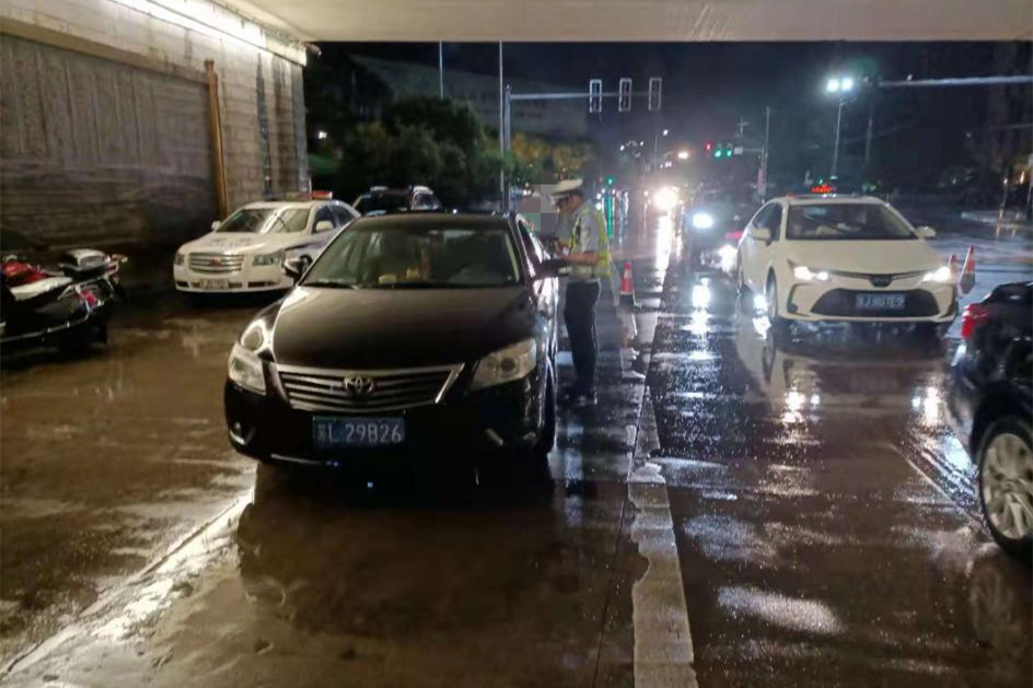 台州汽车违章查询,