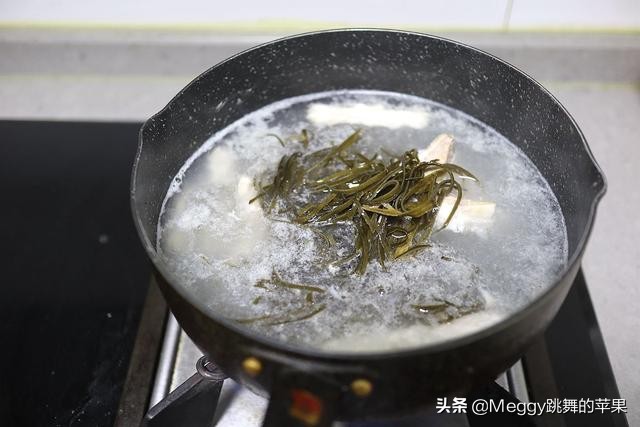 再也不吃外面的鳗鱼饭了，自己做的好吃又省钱，香嫩肥美真过瘾