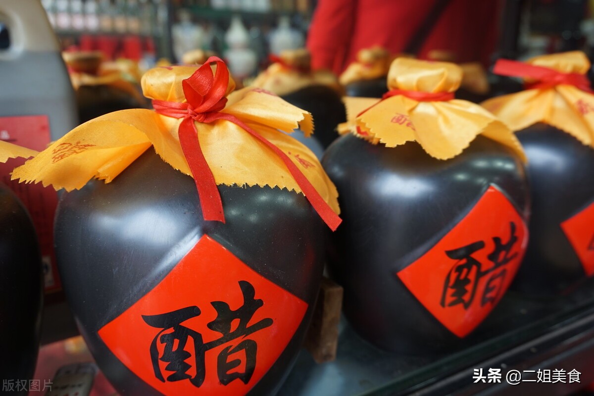 山西十大名醋揭晓，中国四大名醋包括山西老陈醋、镇江香醋、保宁醋和永春老醋