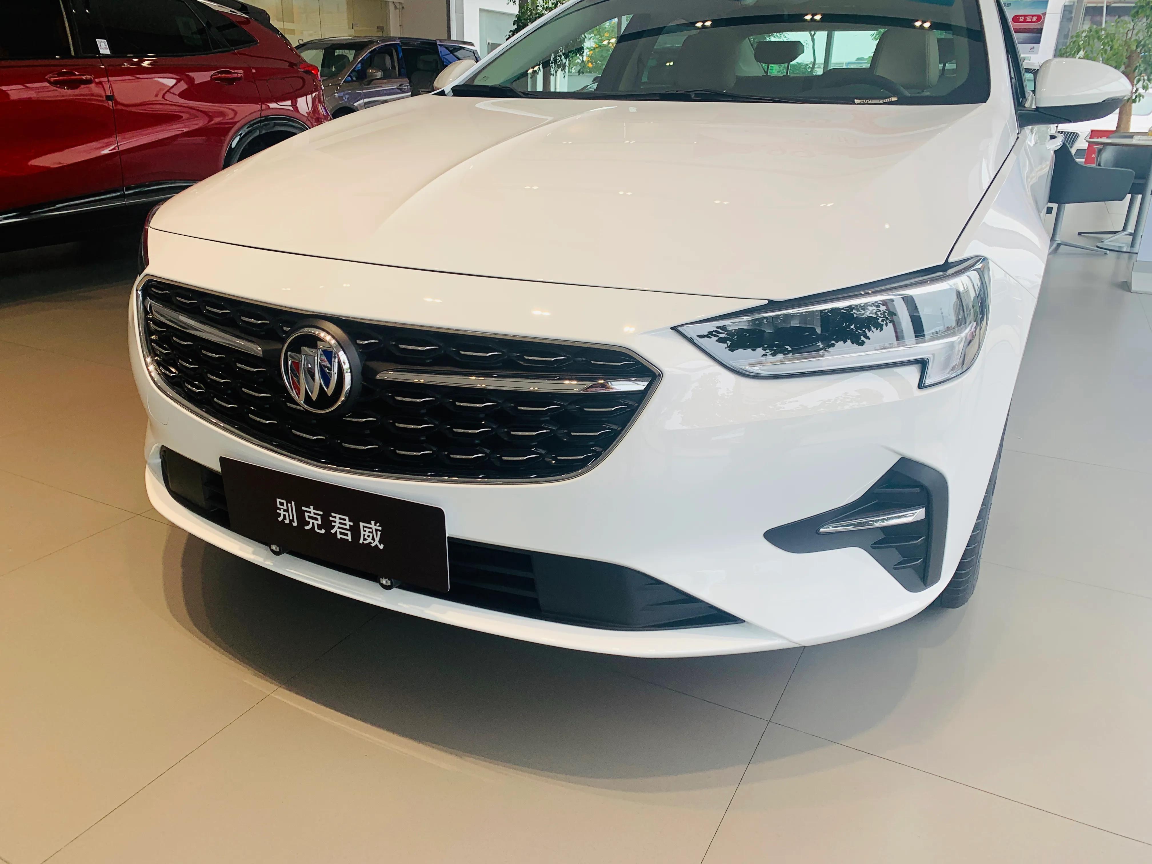 别克君威：跌破15万，动力强操控好，关键性价比还高