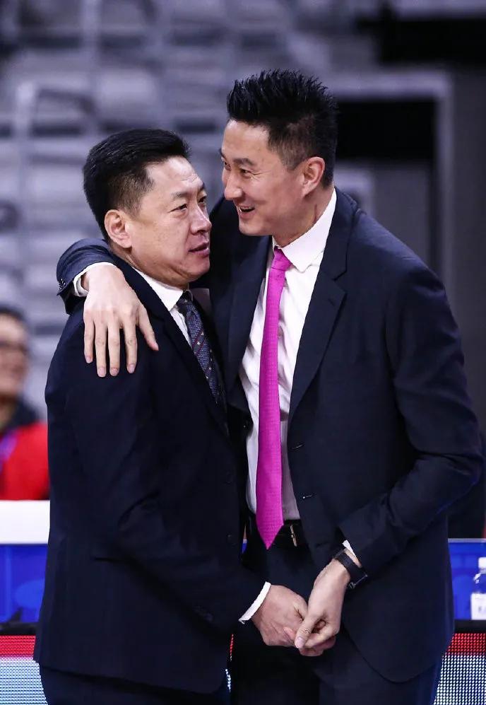 nba为什么没有青训(广东队靠青训获得成功，青训备受篮协称赞，为何CBA球队不跟进呢)