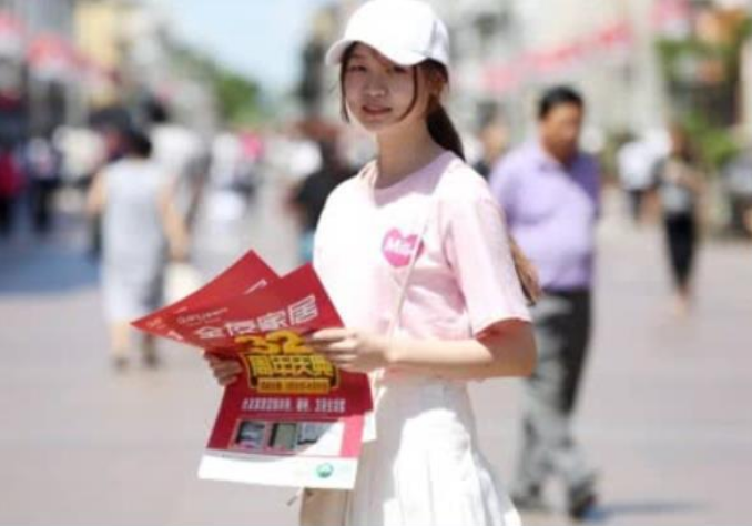 大学生“私下交易”曝光，只顾眼前利益，殊不知影响的是未来