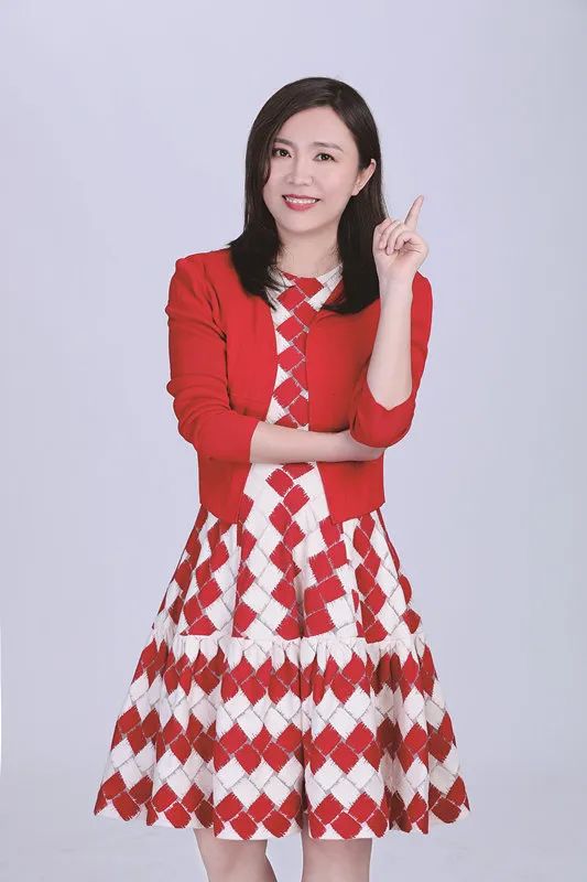 孩子不爱写作怎么办？魔法姐姐言传身教，让你的作文轻松拿高分